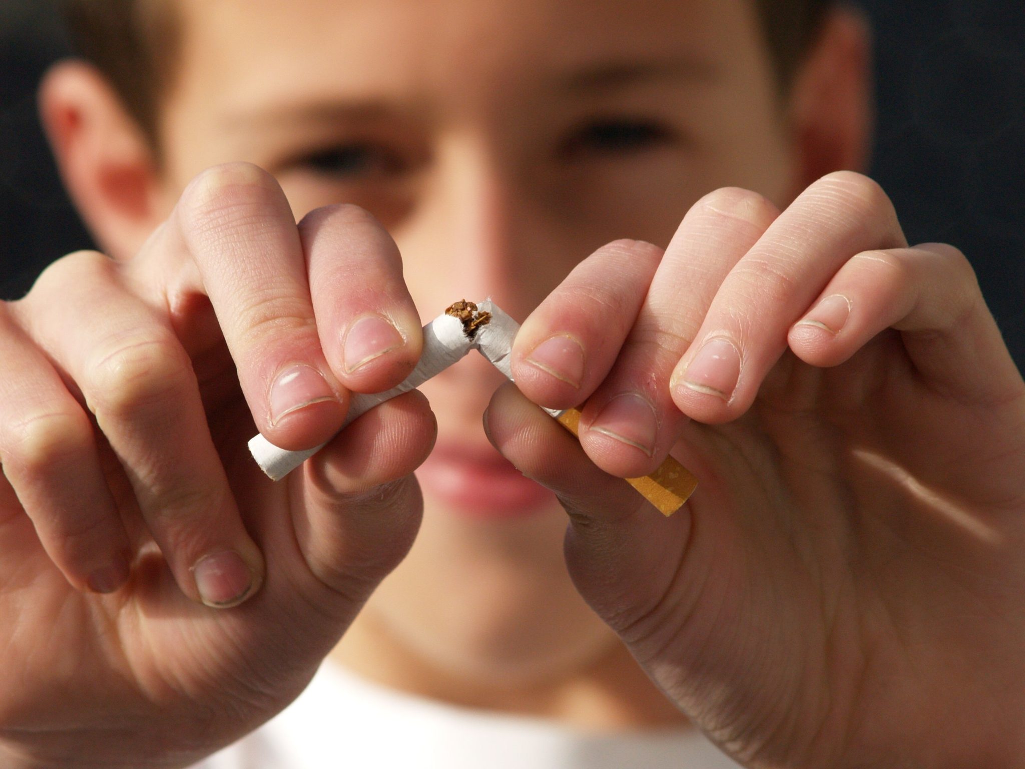 Grand Rapids Mi Dentist | Tobacco & Your Teeth: The Risks Of Chewing And Smoking